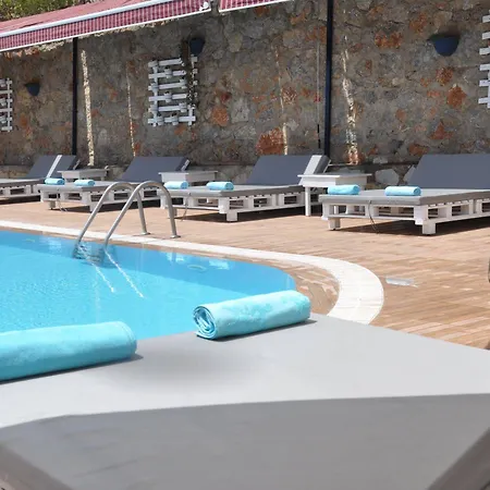 Apartmanhotel Lacivert Boutique 2*