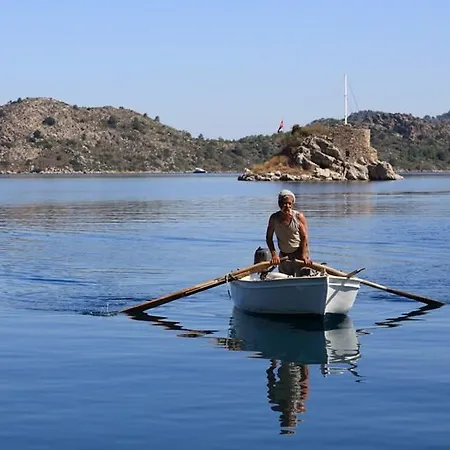 Lacivert Boutique Hotel 4*