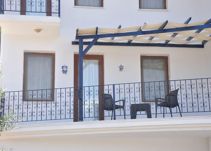 Lacivert Boutique Апарт-отель 4*