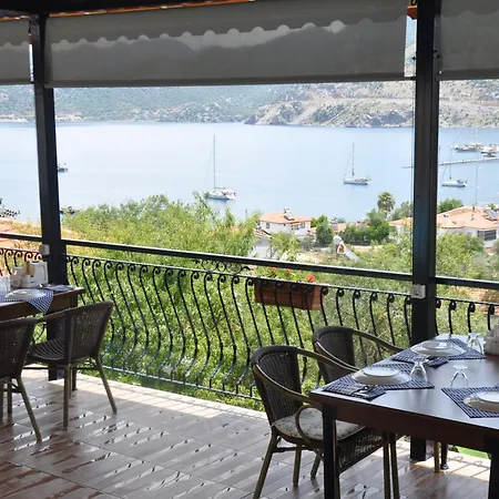 Lacivert Boutique Selimiye (Aegean)